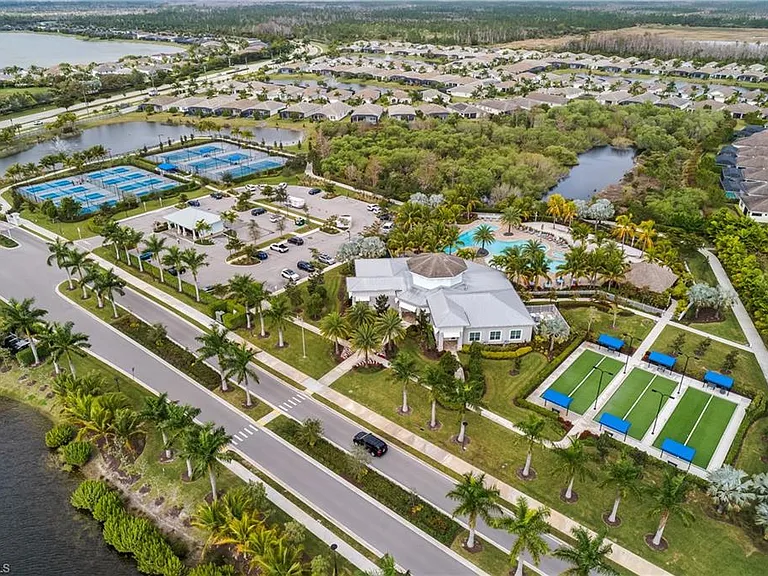 28358 Captiva Shell Loop — Photo 42