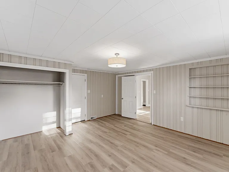 2405 Greenland Ave — Photo 17