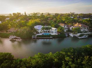 271 Cedar Park Cir, Sarasota, FL 34242
