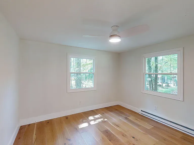107 Hickory Rd — Photo 13