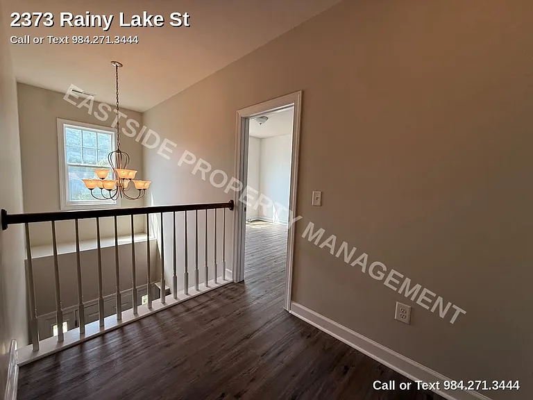 2373 Rainy Lake St — Photo 11
