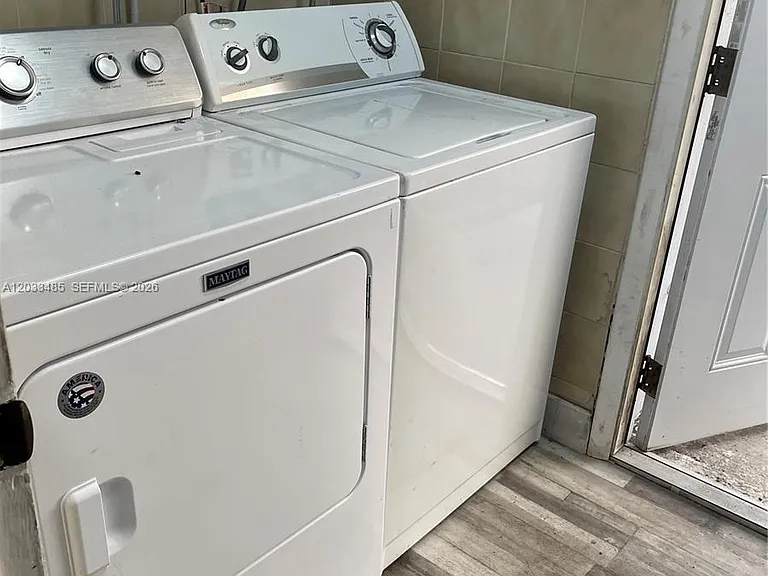 1532 SW 5th Pl #D — Photo 18
