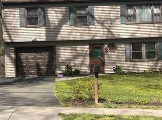 62 Rampart Rd, Norwalk, CT 06854