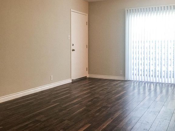 3rd image of 3690 Jasmine Ave APT 6