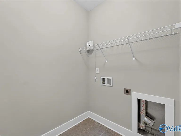 100 Bartram Way — Photo 44