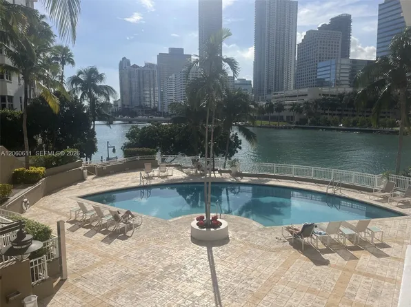 801 Brickell Key Blvd, Miami, FL