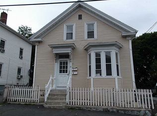 39 Commodore St, Providence, RI 02904