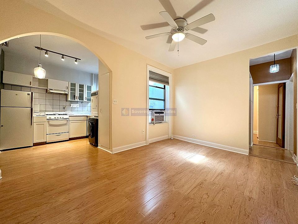 1st image of 3115 Broadway APT 36