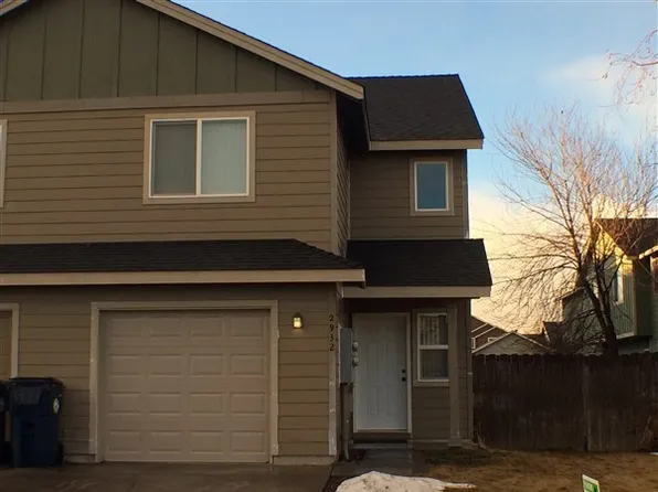 2930-2932 SW Juniper Ave, Redmond, OR 97756