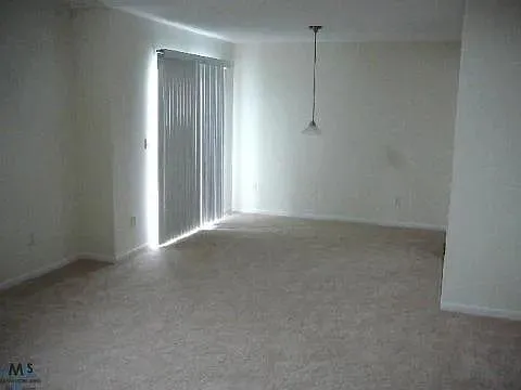45676 Warwick Dr — Photo 5