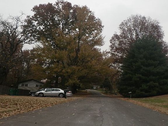 4th image of 12105 Lavida Ave
