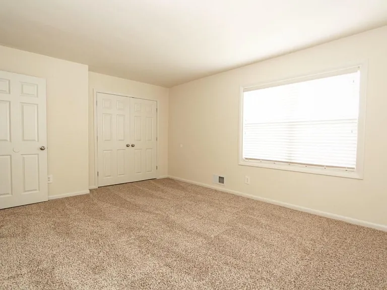 The Reserve at Merrick Apartments & Townhomes — Photo 14