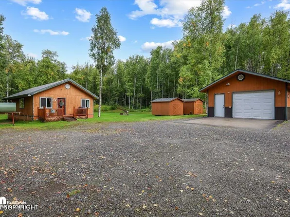 13013 N Barrington Loop, Willow, AK 99688