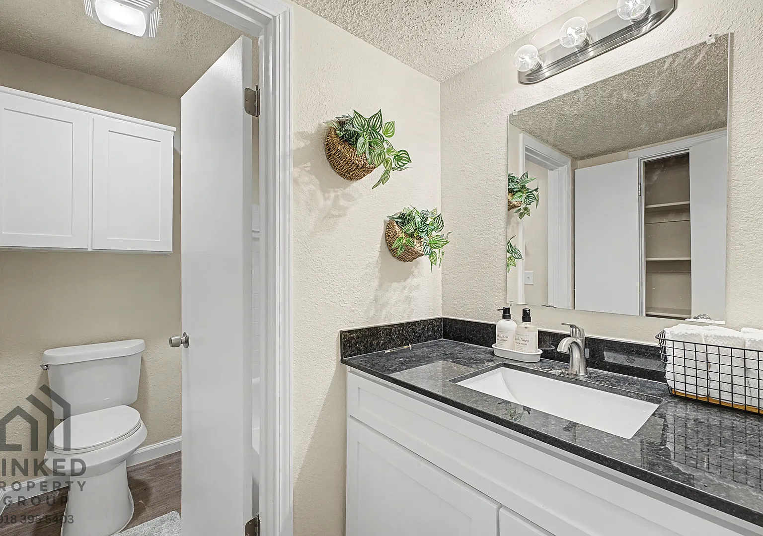Move In Special - $500 Off First Month Rent — Photo 1