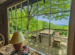 1211 Carpenter Hill Rd, Bennington, VT 05201