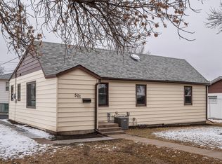 501 S 12th St, Bismarck, ND 58504
