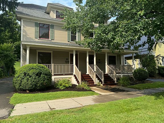 2nd image of 15 Sands St