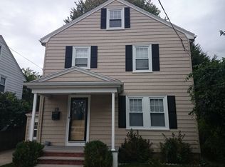 28 Sanderson Pl, Brighton, MA 02135