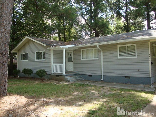 1st image of 1615 Kentwood Dr