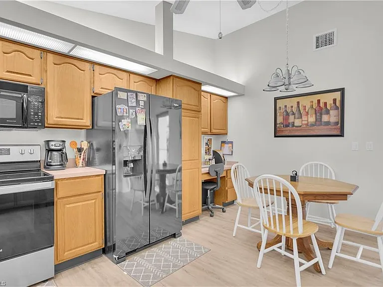 1251 Broadwater Dr — Photo 11