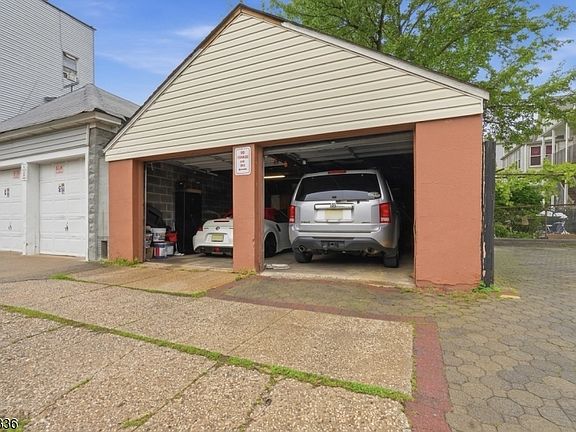 3rd image of 75 Geneva St