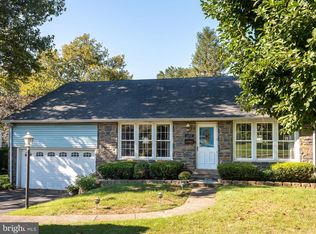 2242 Cambridge Rd, Broomall, PA 19008