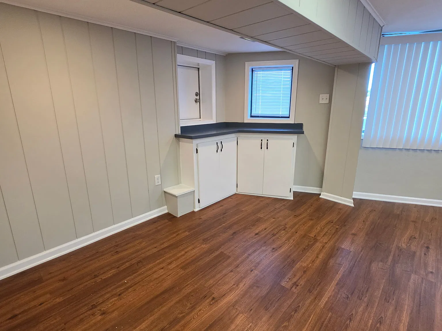 2707 Walnut Street - 1st Floor Front — Photo 3