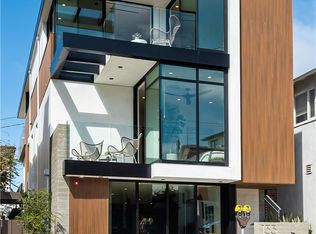 133 31st St, Hermosa Beach, CA 90254