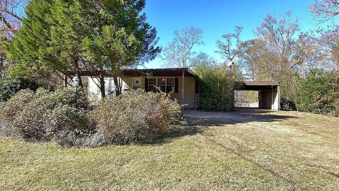 3 bed, 1320 sqft, $1,300 — Photo 3
