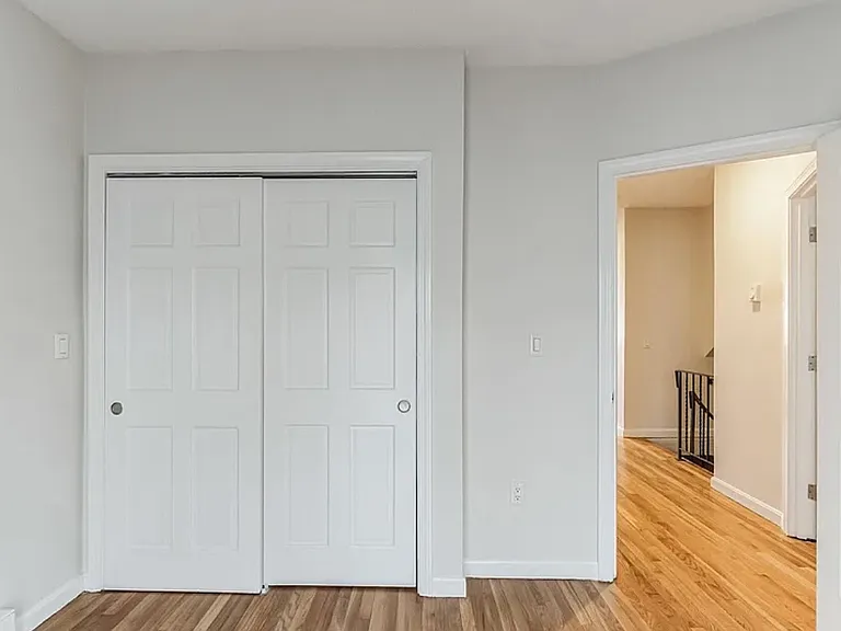 204 H St #1 — Photo 8