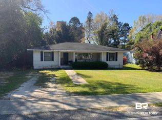 102 E 5th St, Bay Minette, AL 36507