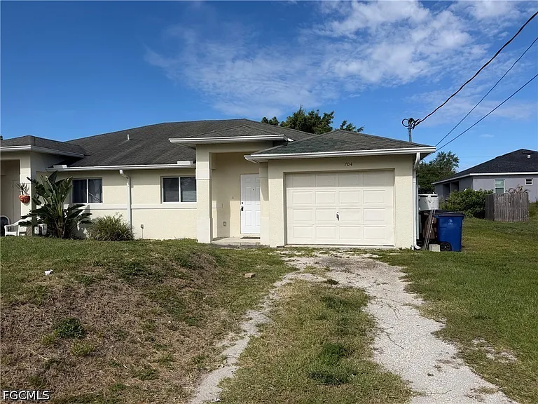 704 Gilbert Ave S — Photo 1