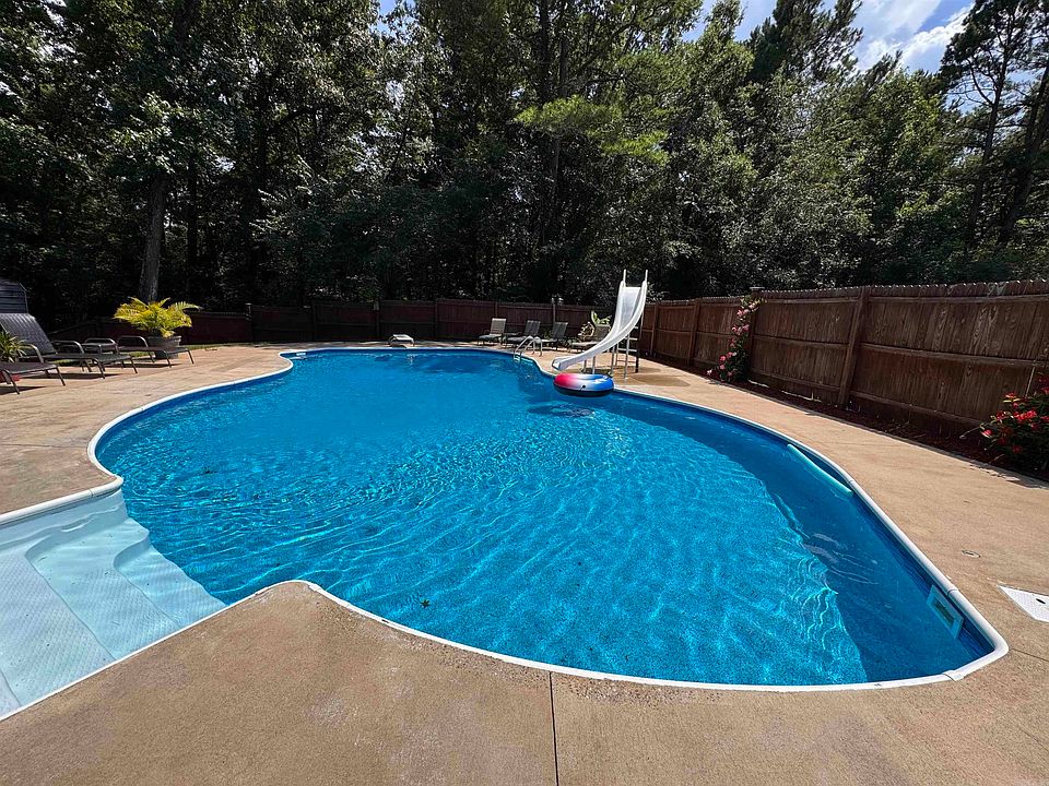1st image of 196 Jackson Manor Ct