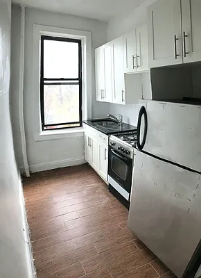 Rented by East Williamsburg Realty Inc | media 24
