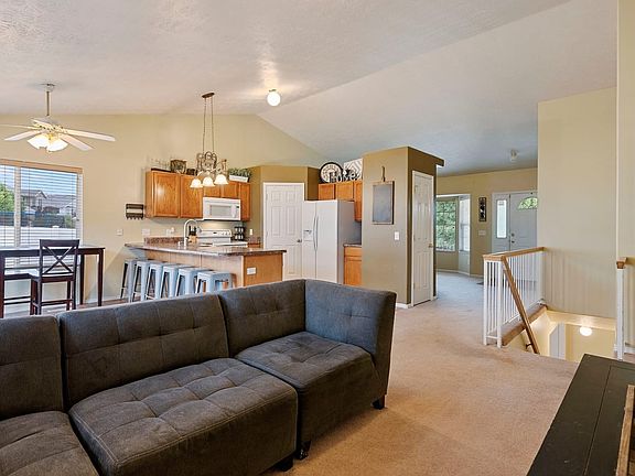 5th image of 6392 S Blossom Valley Ln