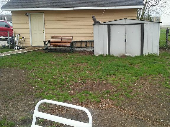 5th image of 130 Kimball Ave