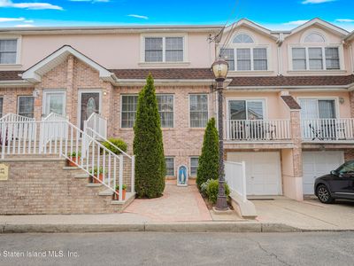 17 Orbit Ln, Staten Island, NY, 10314
