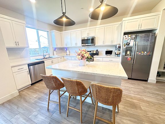 3rd image of 5337 Frisanco Way