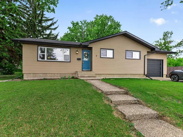 2 Crane Rd, Strathcona County, AB T8A 0H8