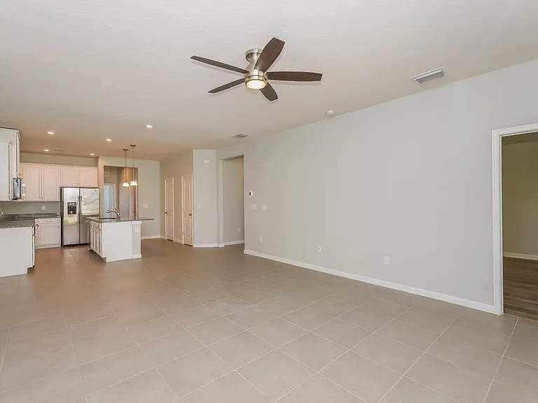 10429 Heron Hideaway Loop — Photo 4