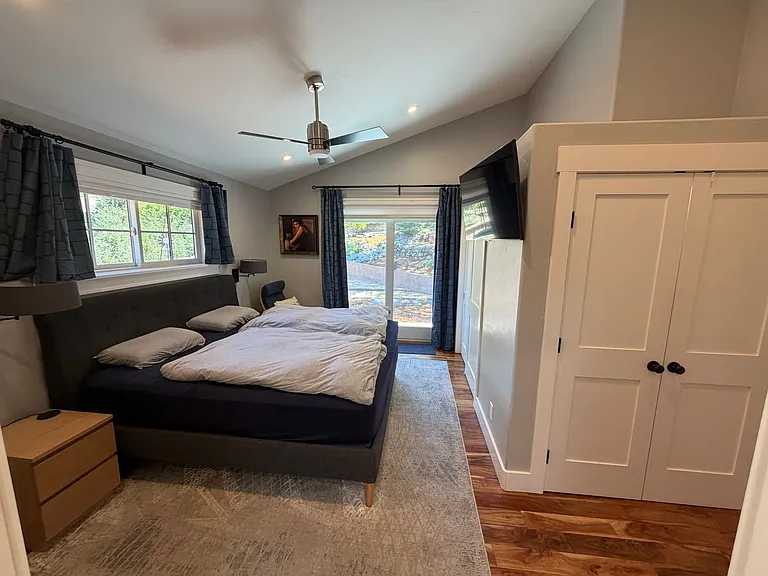 954 Acalanes Rd — Photo 9