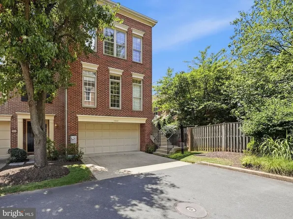 1922 N Daniel St, Arlington, VA 22201