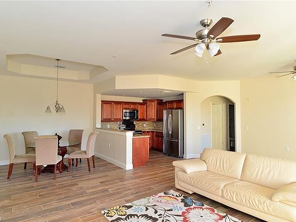 5th image of 3968 Pomodoro Cir Unit 304