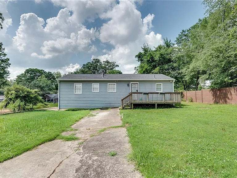 1424 Hosea L Williams Dr NE — Photo 4