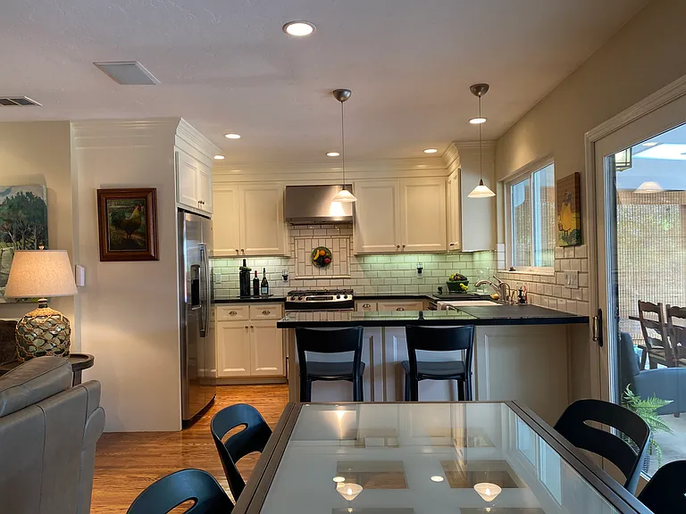 2750 Iowa St — Photo 12