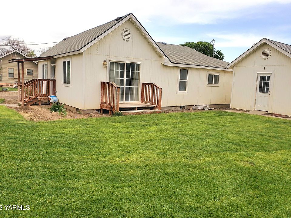 21 Washington St, Harrah, WA 98933 MLS 23888 Zillow