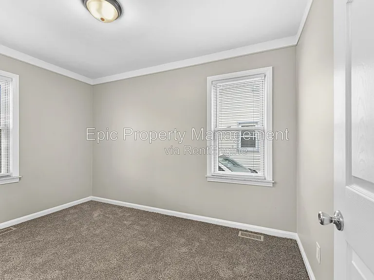 12985 Walnut St — Photo 8