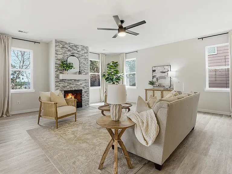 121 Camdyn Cir — Photo 4