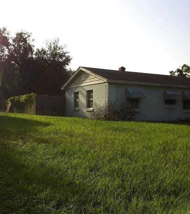 2nd image of 1522 S Lincoln Ave