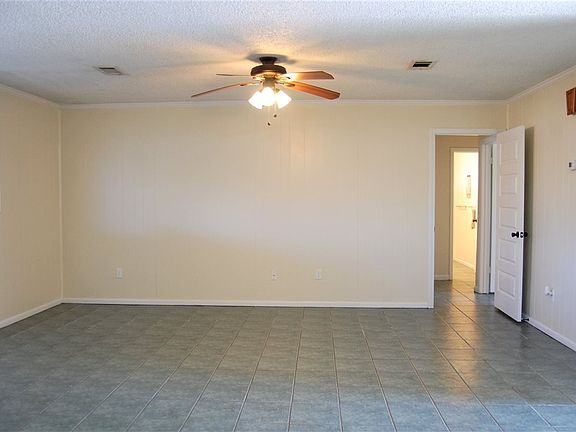 3rd image of 9180 Landis Dr